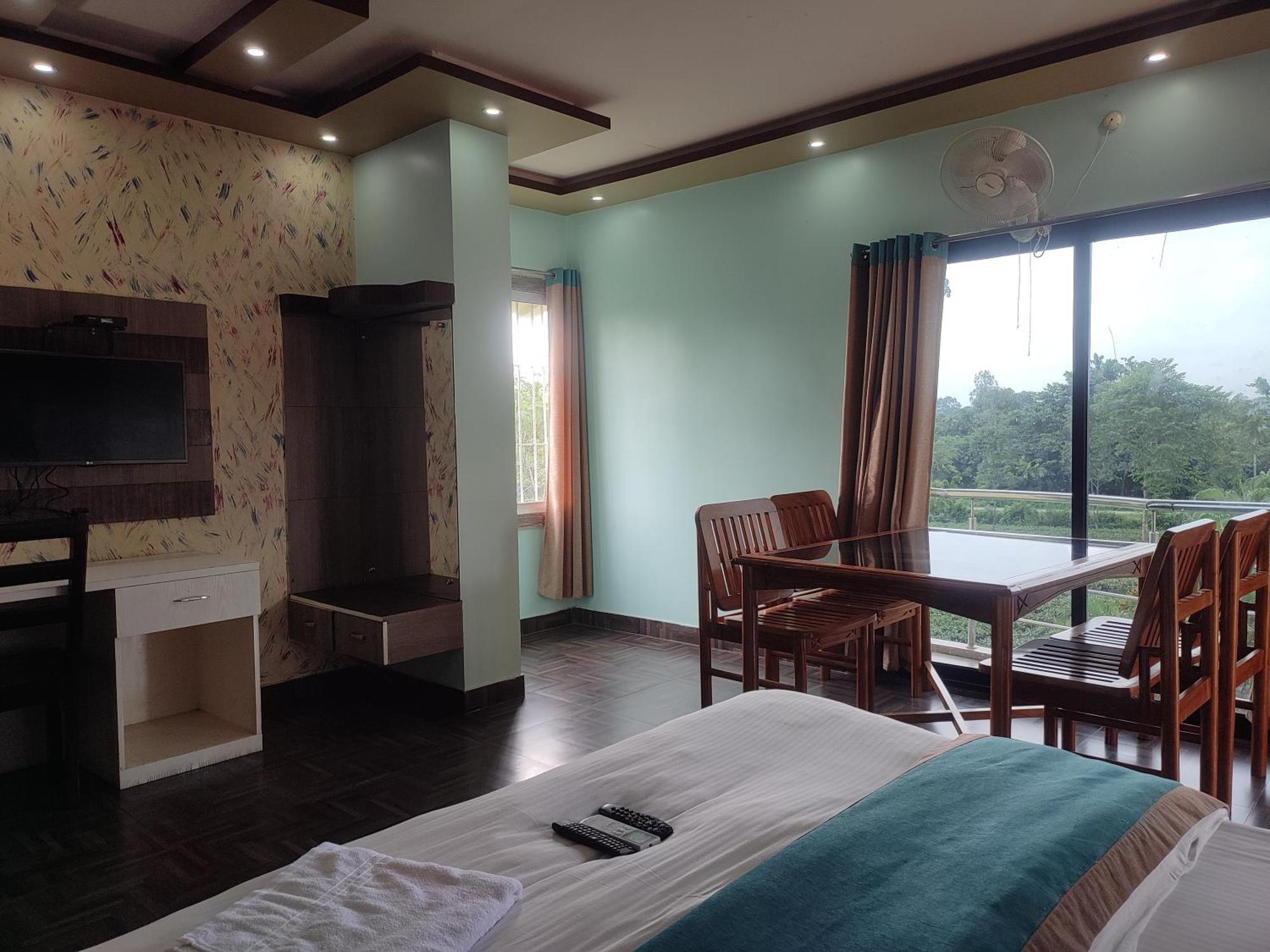 Maa Greenary View - A Holiday Resort Alipur Duar Luaran gambar