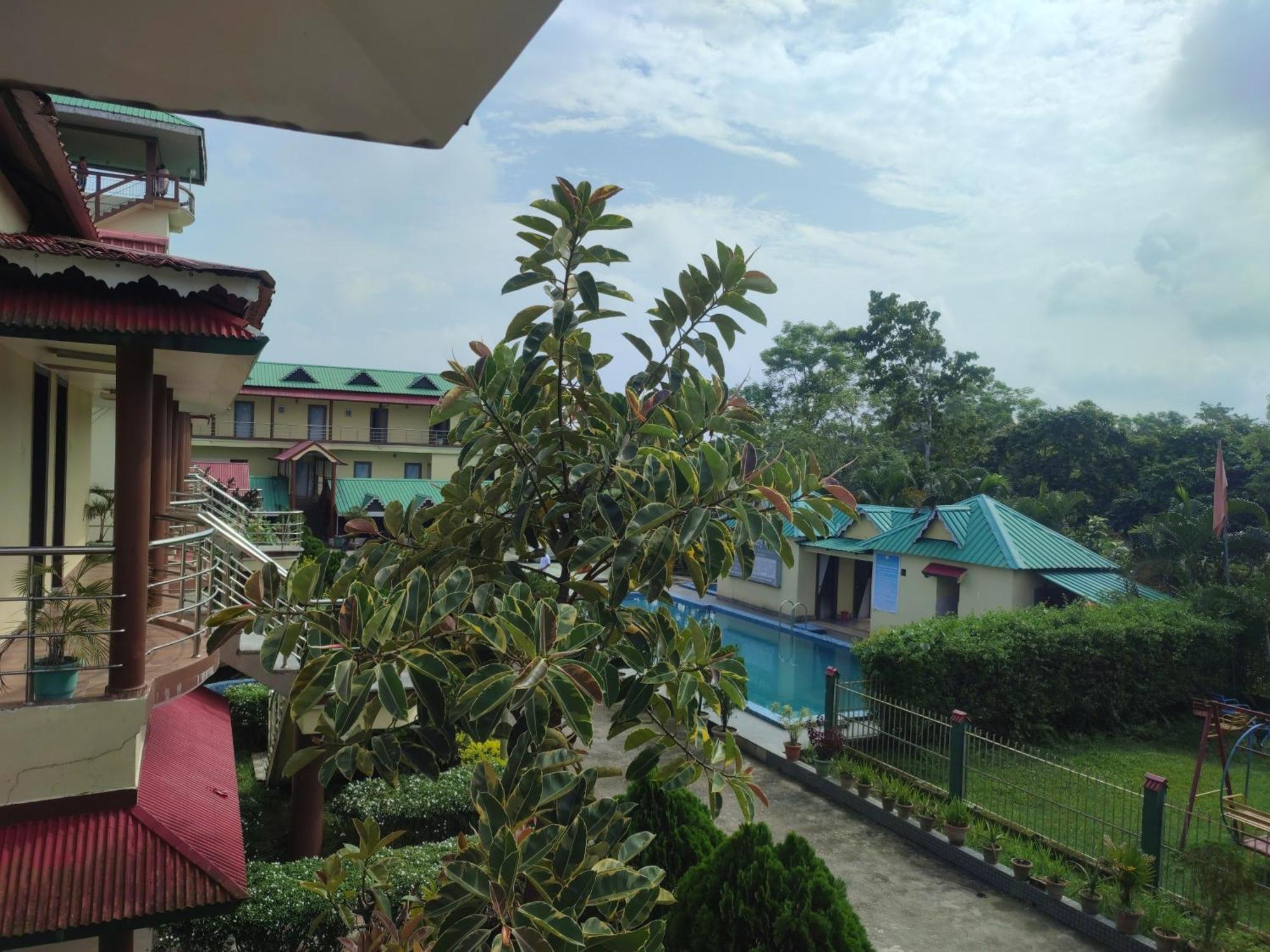 Maa Greenary View - A Holiday Resort Alipur Duar Luaran gambar
